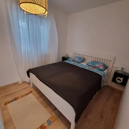 Apartman Sime Apartment Mandre